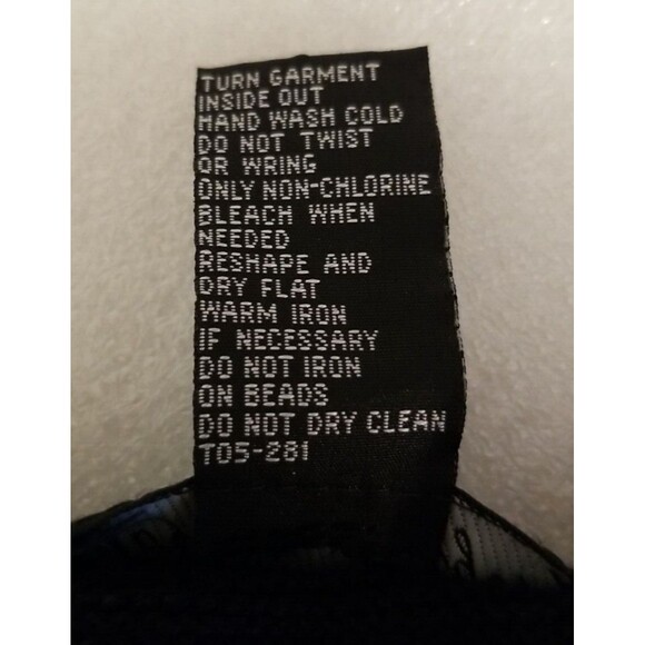 Work in Progress XL Holiday Sweater Black Embroidered Detail Christmas T13 - Picture 3 of 6